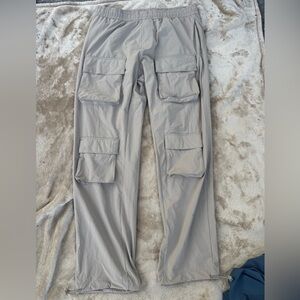ALO Yoga Men's Khaki Cargo Pants